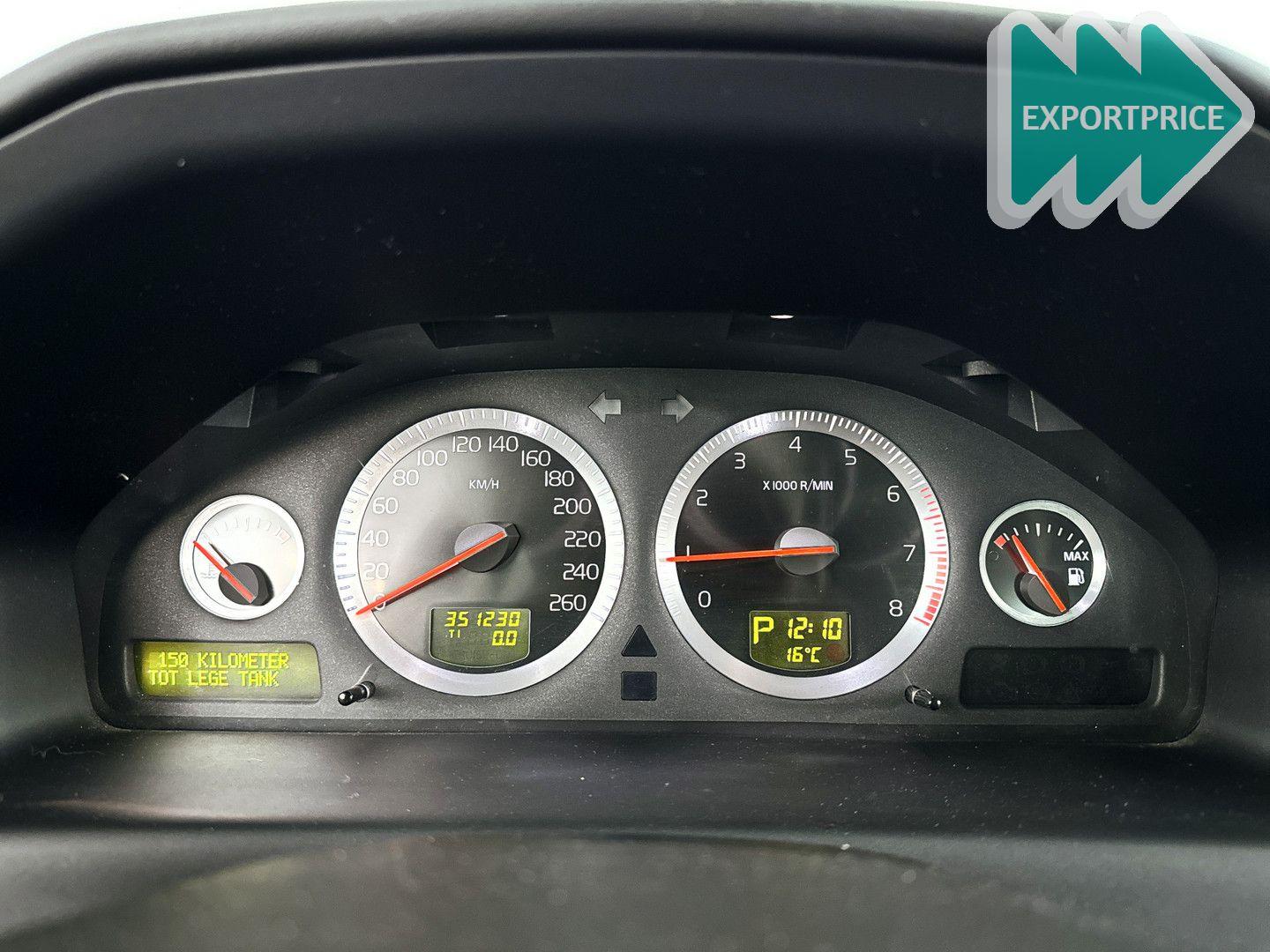 Volvo V70 2007 — photo 13