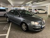 Volkswagen Jetta 1.9 TDI Comfortline - Volkswagen Jetta aus 2007 mit Diesel-Antrieb