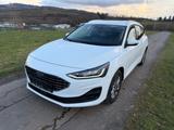 Ford Focus Turnier Titanium Automatik LED 1.Hand