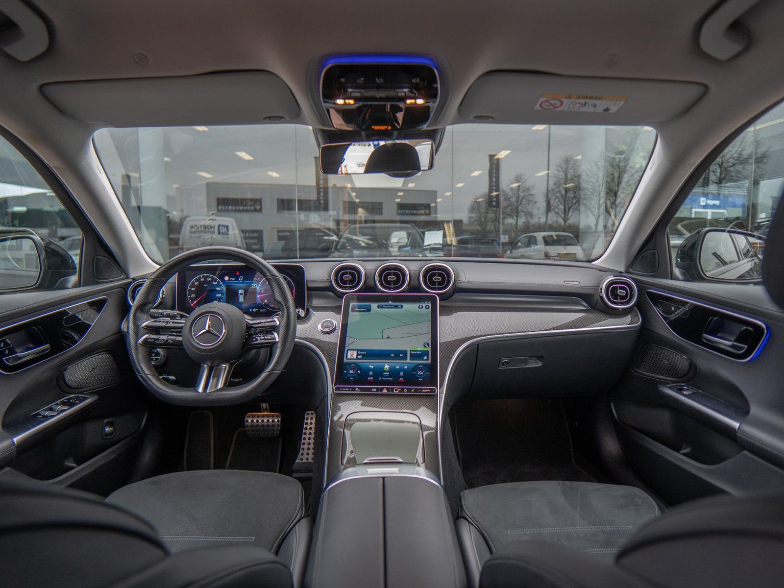 Mercedes-Benz C-Klasse 220 d AMG Line imagem 3