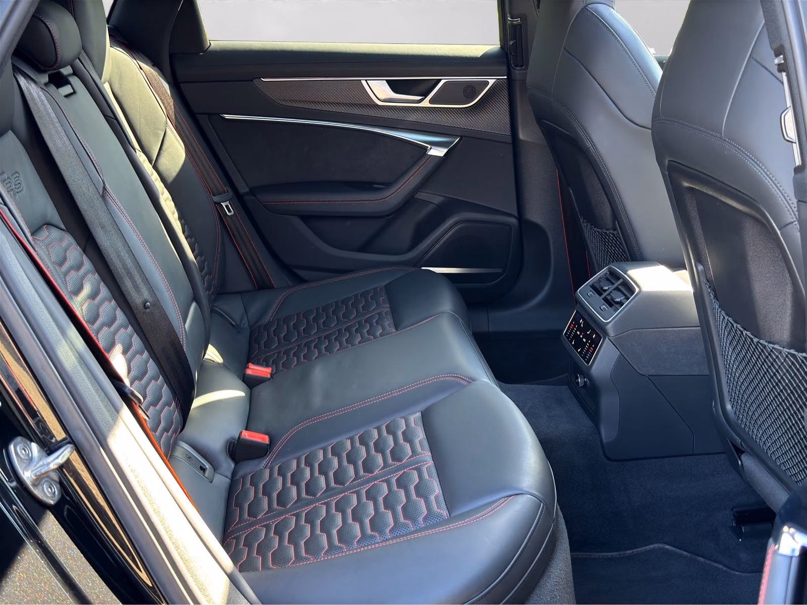 Audi RS6 Avant TFSI Q AHK PANO HD-MATRIX BuO KERAMIK