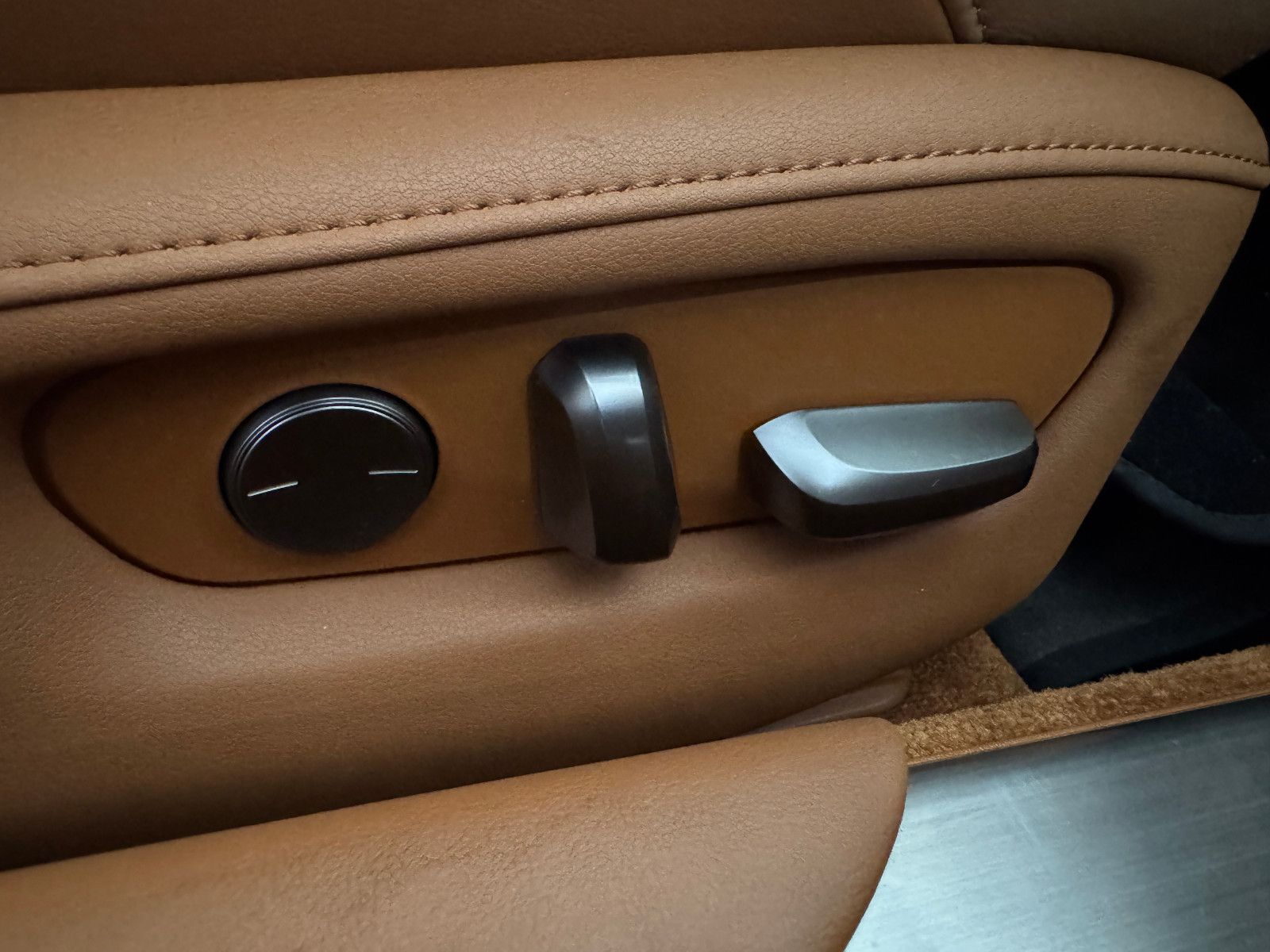 Lexus LC 500h COUPE PANO HUD LEVINSON TOURING PAKET