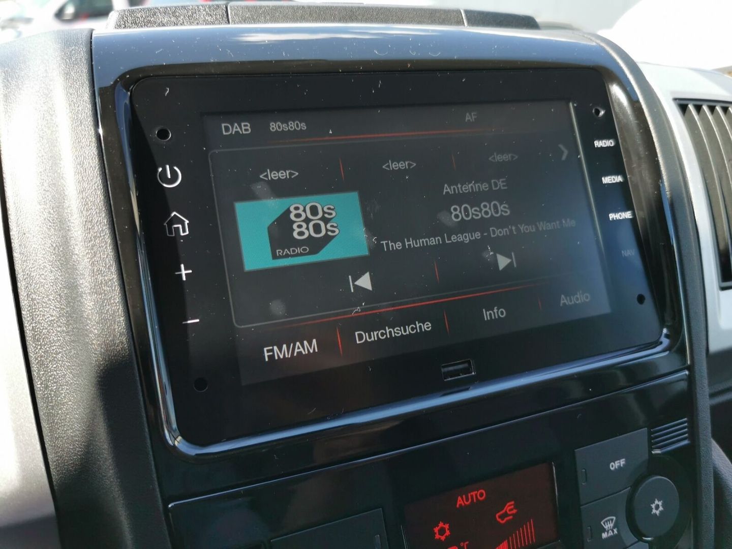 Fahrzeugabbildung Opel Movano CargoL3H3 Navi Klimaautom DAB Rückfahrkam