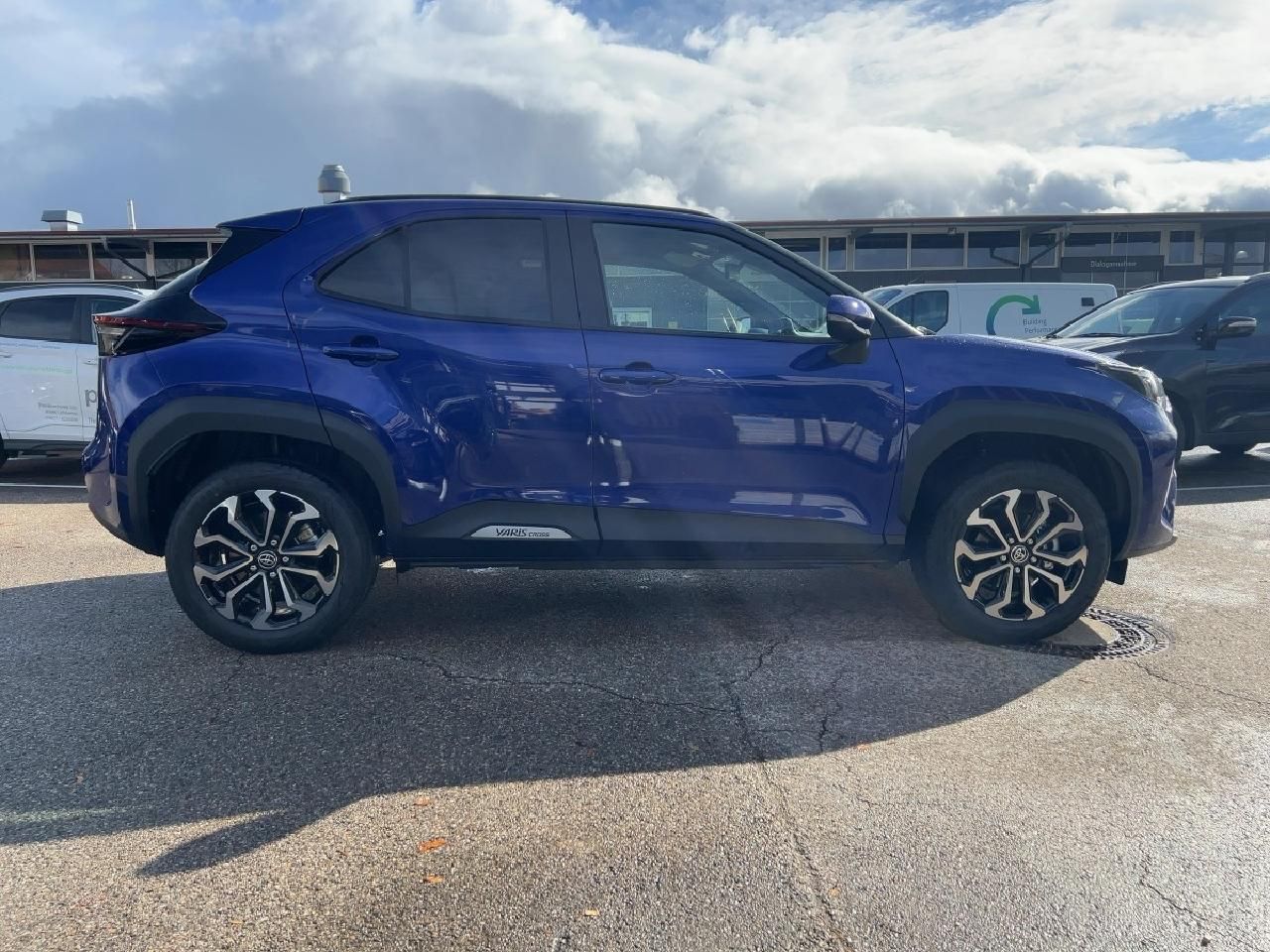 Fahrzeugabbildung Toyota Yaris Cross 1,5 Hybrid Teamplayer *Safety+Winter