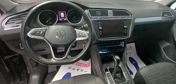 Volkswagen Tiguan - 11