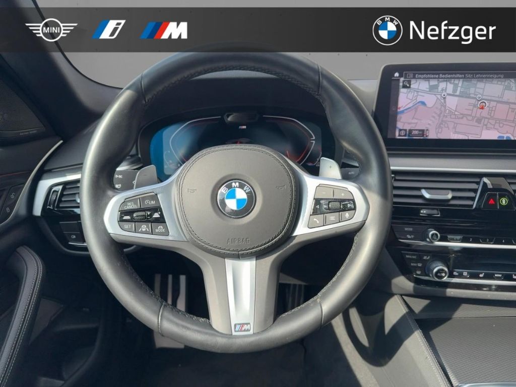 BMW 530 i M Sport Laser HUD H/K Massage Glasdach AHK foto 10