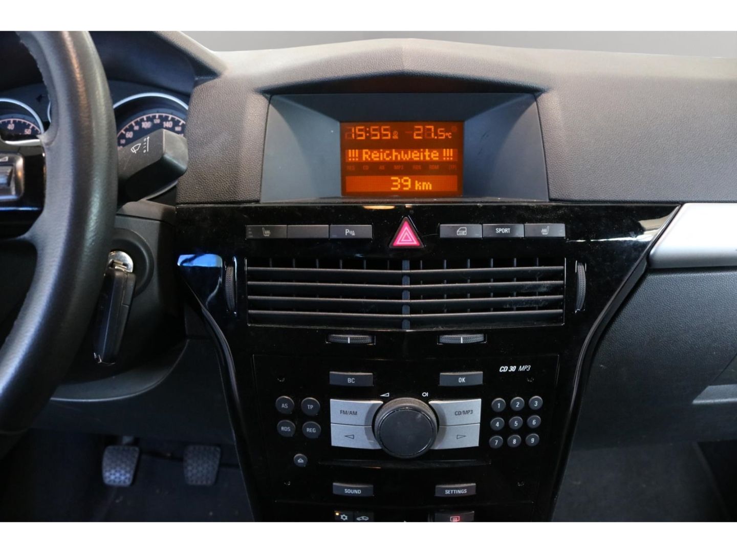 Fahrzeugabbildung Opel Astra H Twin Top Edition 111-Jahre Cabrio