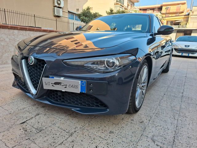 Alfa Romeo Giulia - 2.2 Super 180 CV CARPLAY/KEY