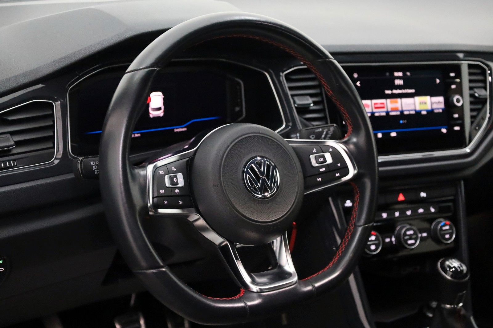 Fahrzeugabbildung Volkswagen T-Roc Sport Navi,LED,SH,Kamera,ACC,App Connect