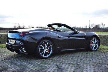 2009 Ferrari CALIFORNIA — фото 9