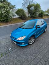 Peugeot 206 1.6 Premium 110 Premium - Peugeot 206 Premium mit Benzin-Antrieb