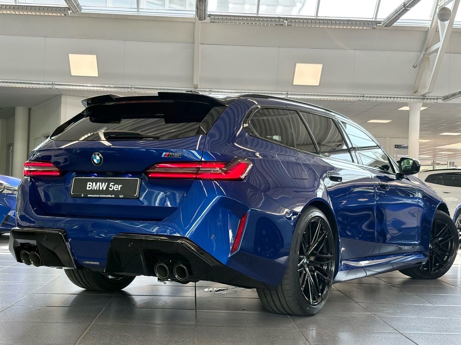 BMW M5 - Bild 2