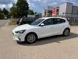 Ford Focus Lim. Titanium 2.0 TDCi Auto *Full-LED+Navi - Ford Focus: 2l Tdci