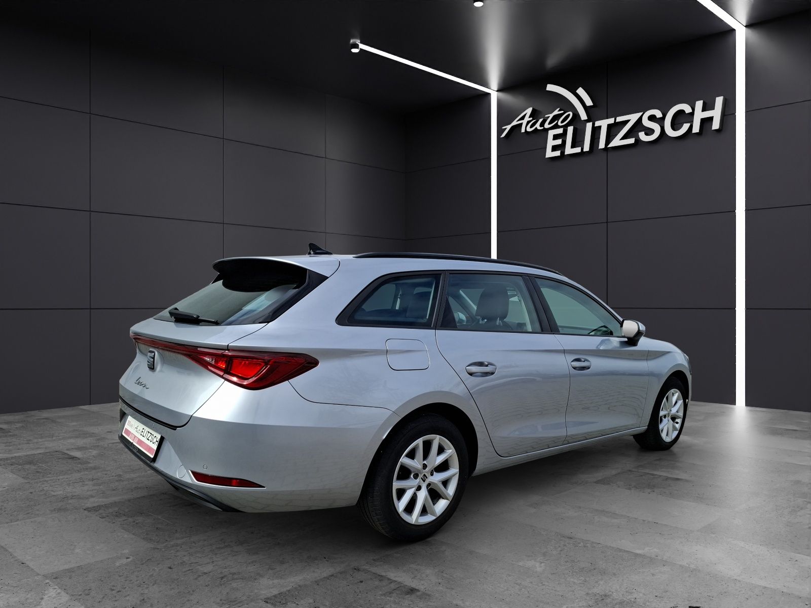 Fahrzeugabbildung SEAT Leon ST TDI Style DSG LED AHK Navi AID GRA PDC S