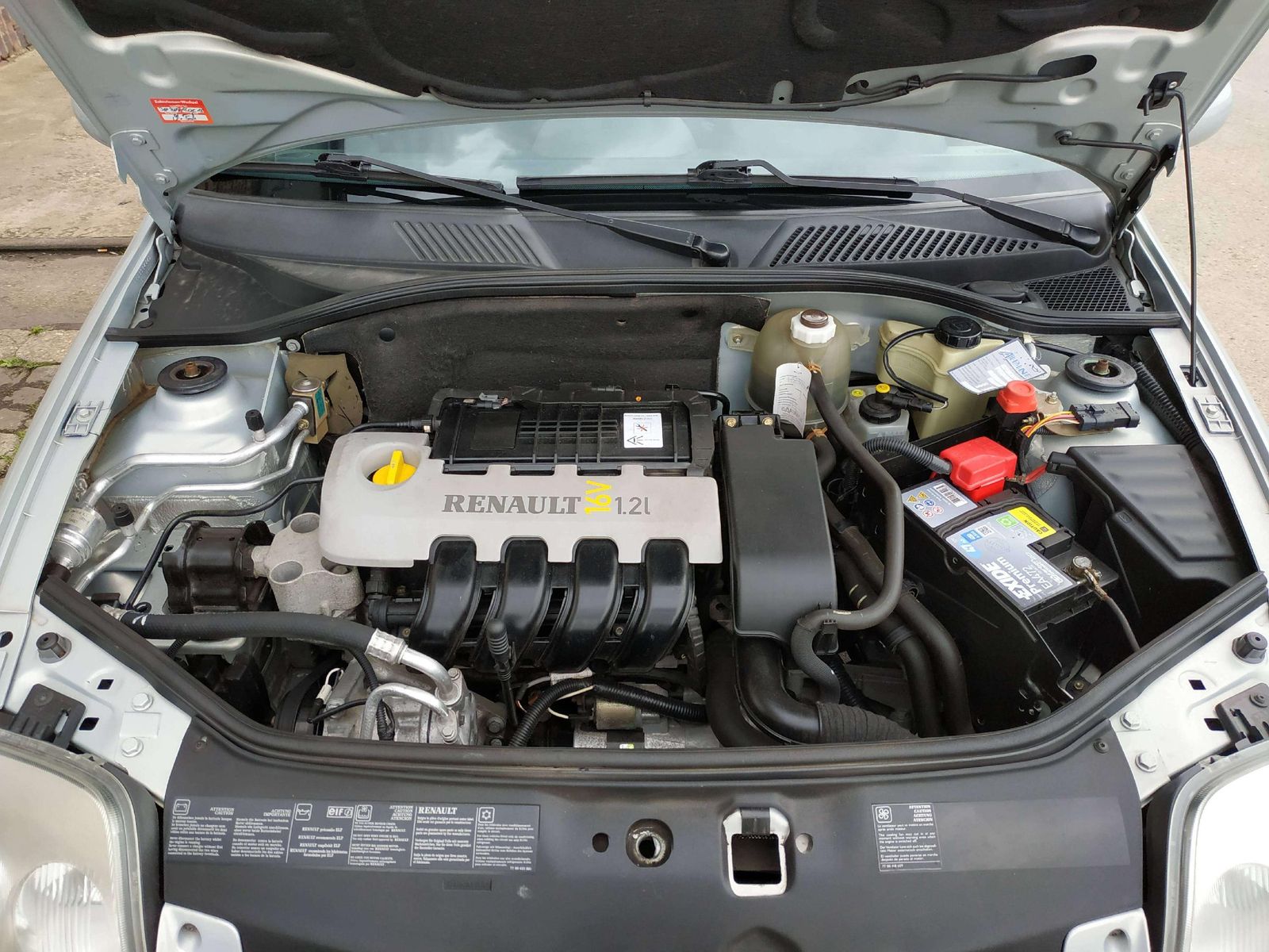Clio Clio 1.2/ TÜV NEU/ Klima/ 5-Türer/ wenig KM – Bild 17