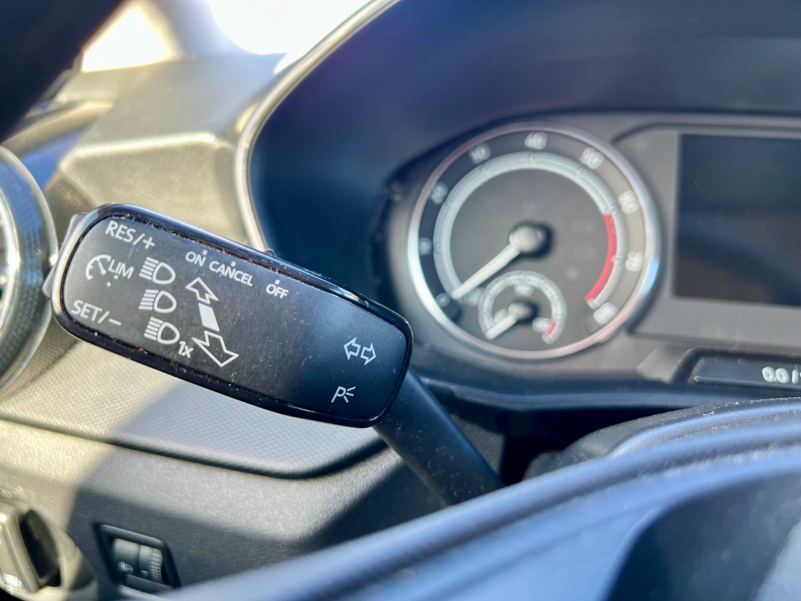 SKODA Fabia Active AHK KLIMA SHZ CARPLAY