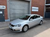 Volkswagen Passat TDI BMT*Navi*Bluetooth*2xPDC*Klima* - Volkswagen Passat aus 2011: TDI