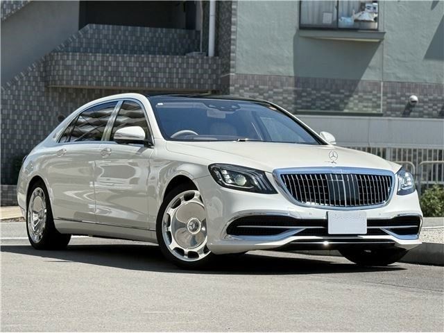 Image of Mercedes-Benz S 560