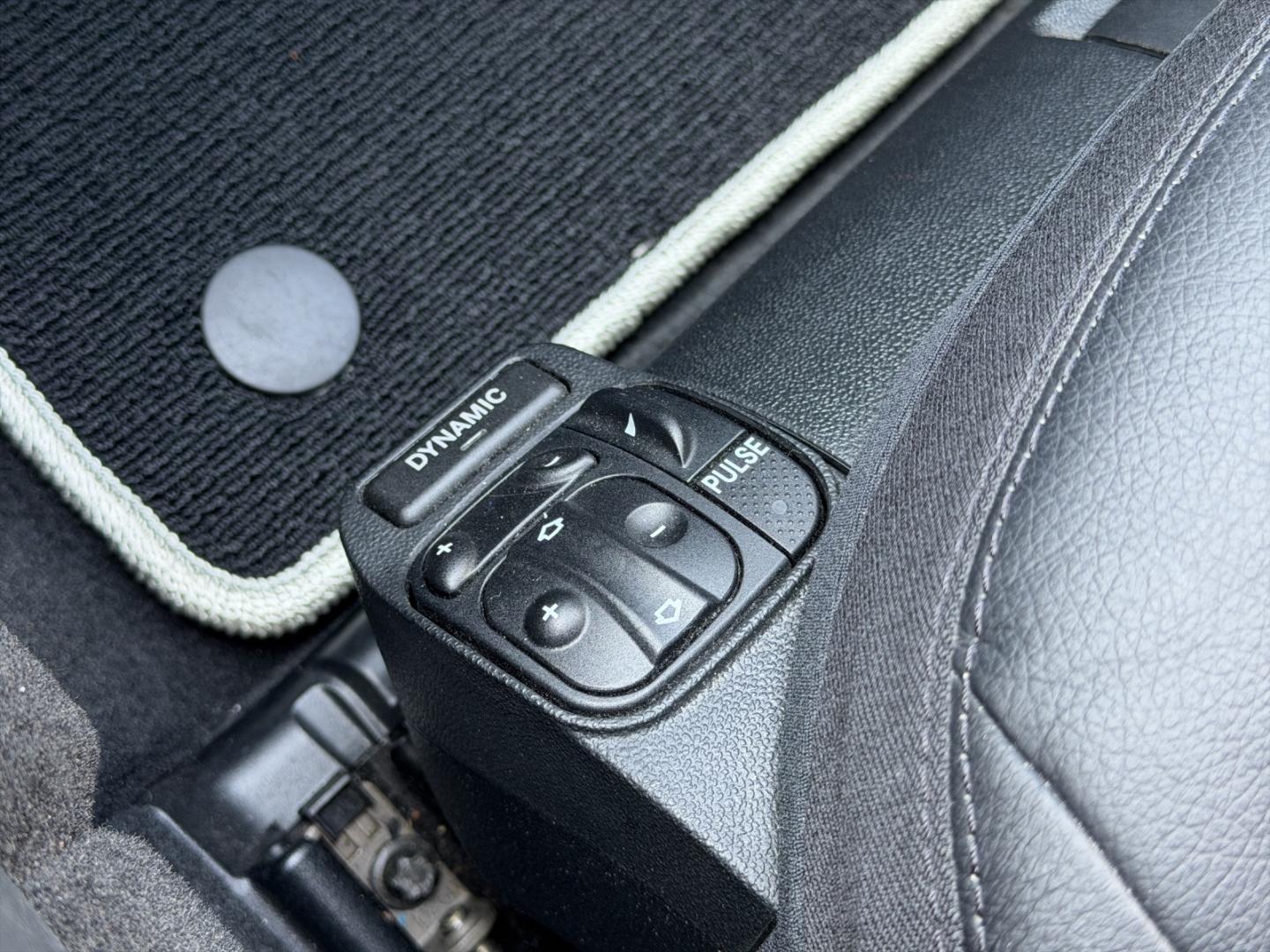 Mercedes-Benz E 350 CGI T 7G-TRONIC AHK *TÜV NEU*