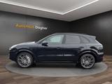 Porsche Cayenne Turbo - Porsche Cayenne Turbo mit Benzin-Antrieb