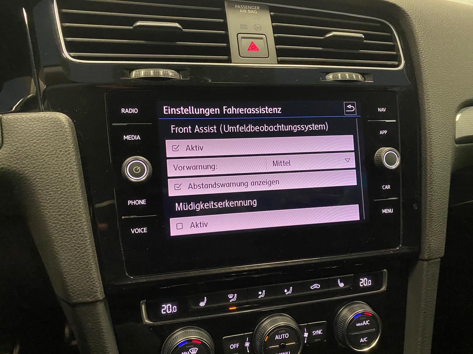 Fahrzeugabbildung Volkswagen Golf Variant VII 1.0 TSI Join+APP+ALLWETTER+NAVI