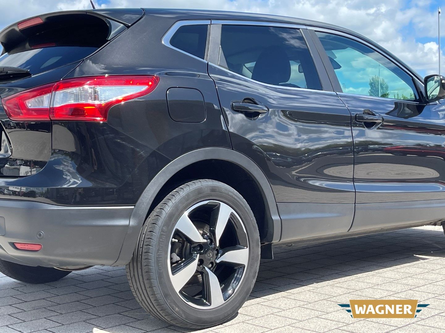 Fahrzeugabbildung Nissan Qashqai Acenta 1.6 DIG-T Klimaautomatik