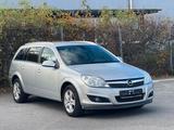 Opel Astra Caravan 1.6 TÜV+Inspektion NEU !!! - Opel Astra: Caravan