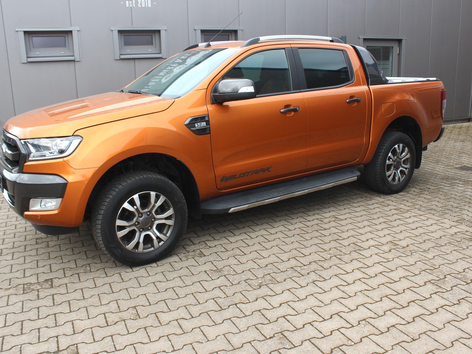 Fahrzeugabbildung Ford Ranger Wildtrak Doppelkabine 4x4 3,2 TDCi