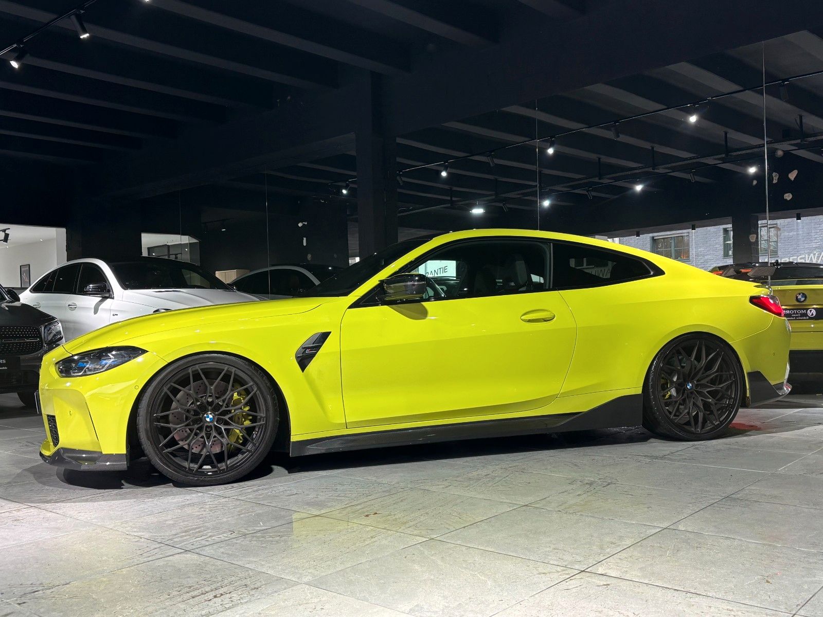 Fahrzeugabbildung BMW M4 Competition *M-Perf.PartsCarbon*HUD*360°KAM