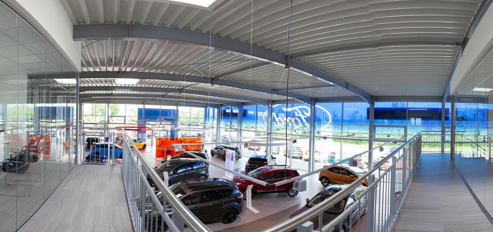 showroom-image-top