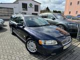 Volvo V70 D5 Summum*KLIMAA.*TEMPO*PDC*AHK*EXPORT - Volvo V70 Summum mit Diesel-Antrieb