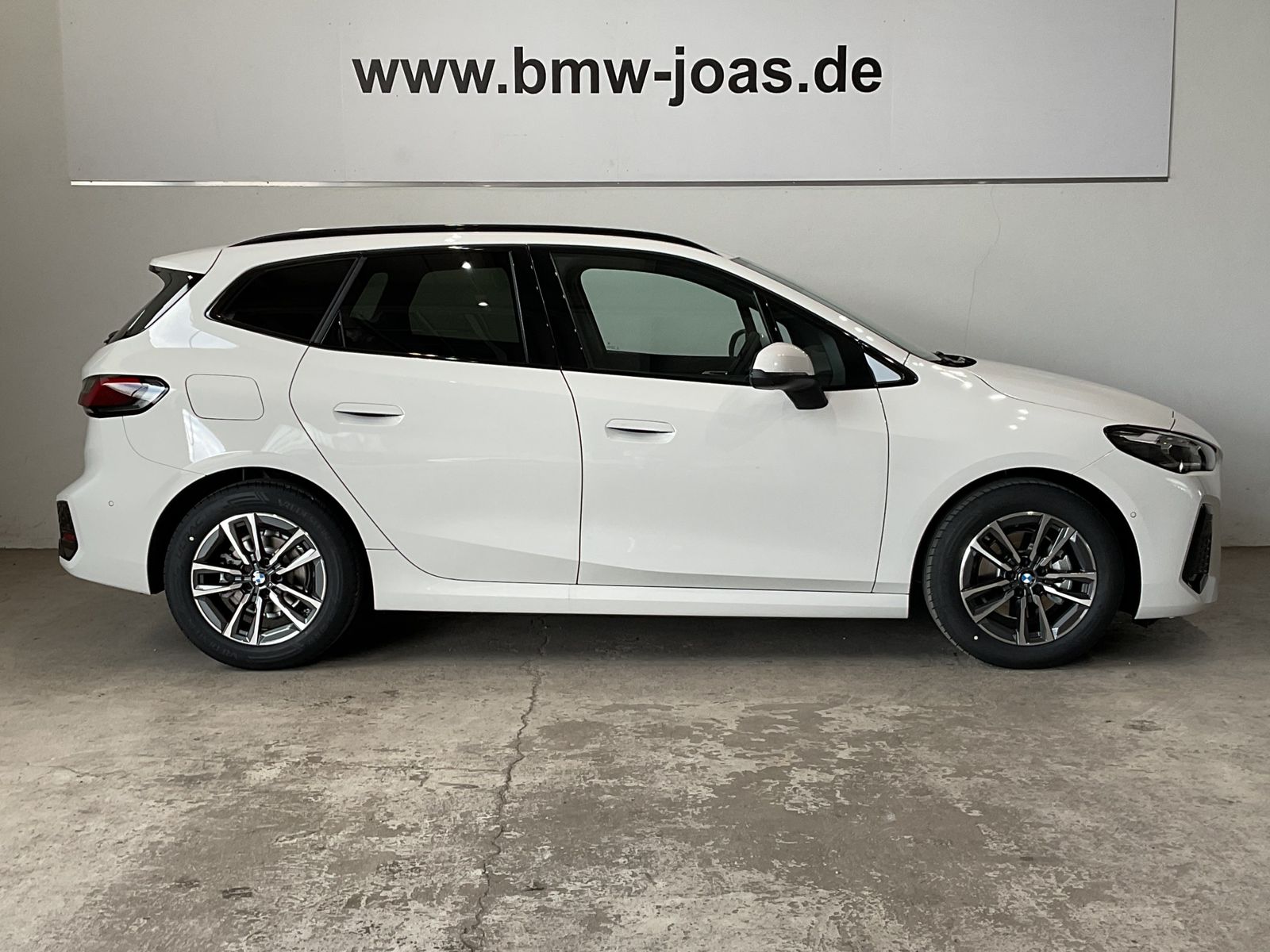 Fahrzeugeinzelansicht 15 Fahrzeugabbildung BMW 218i |Head-Up Disp. |AHK |elektr. Heckklap. DAB
