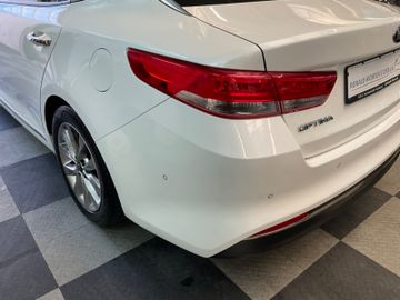 KIA Optima - 11