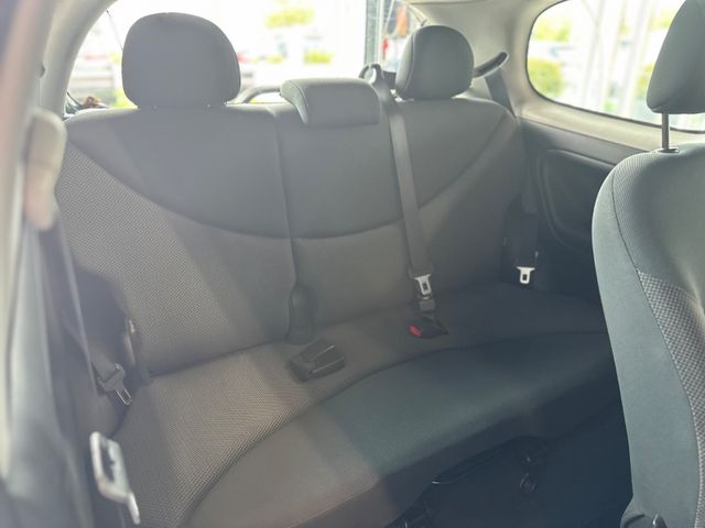 Toyota Yaris  1.3 Sol