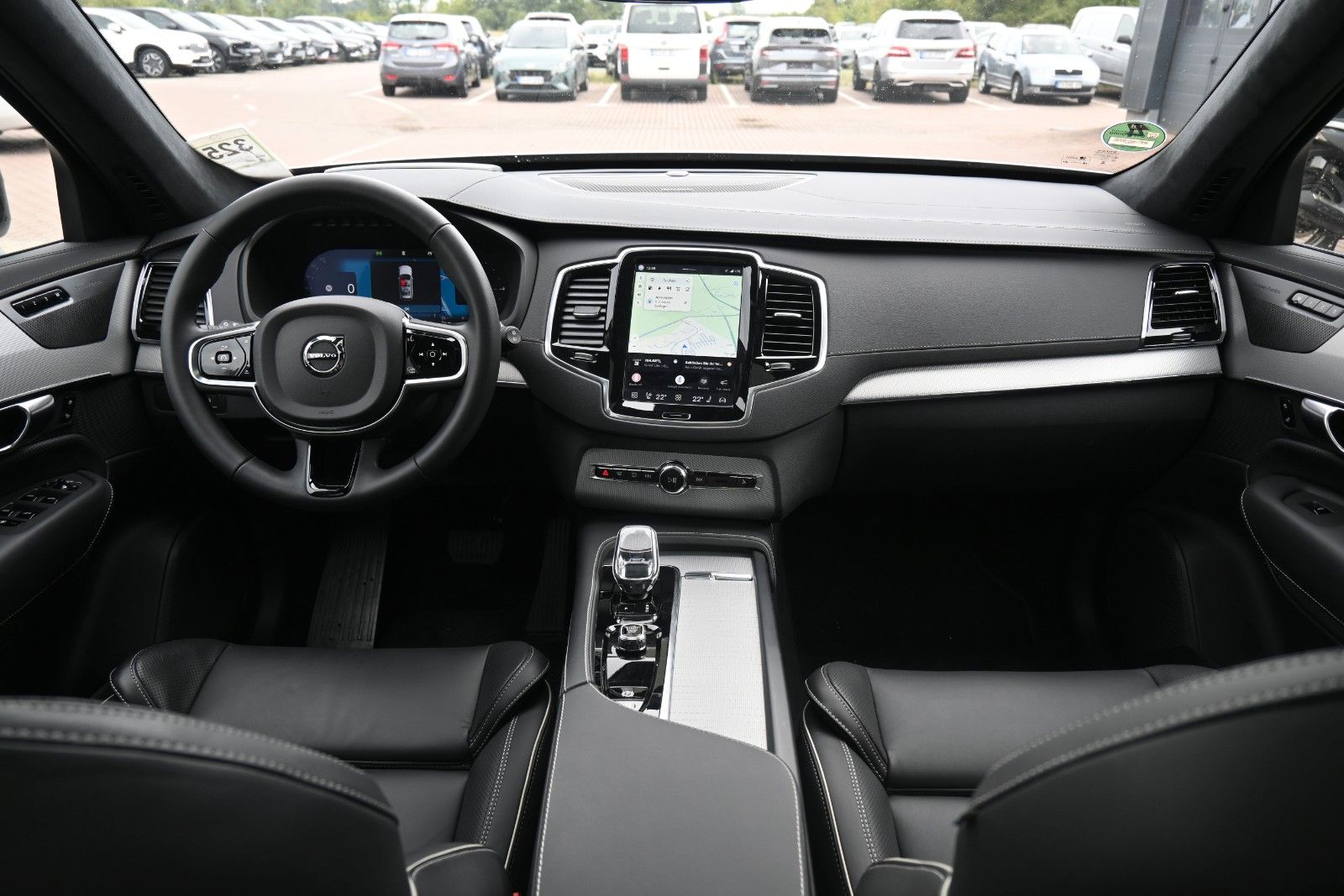 Fahrzeugabbildung Volvo XC90 T8 AWD Ultra Dark Recharge Plug-In Hybrid