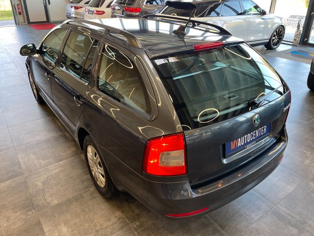 Skoda Octavia Combi Ambiente *AHK*SZHZ*TEMPOMAT*AUTO.*