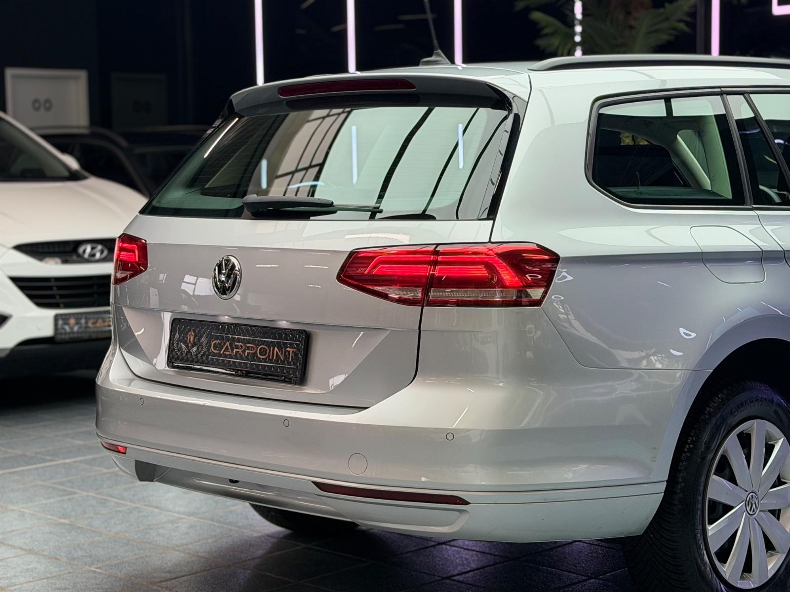 Volkswagen Passat Variant Trendline 2.0TDI/Navi/Aut./BT