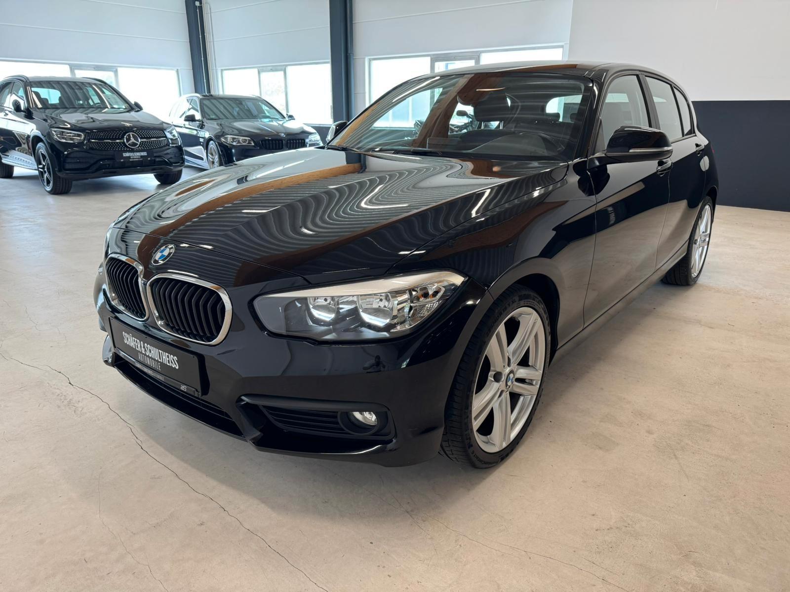 BMW 118i*Lim*1.Hand*Scheckheft*AHK*