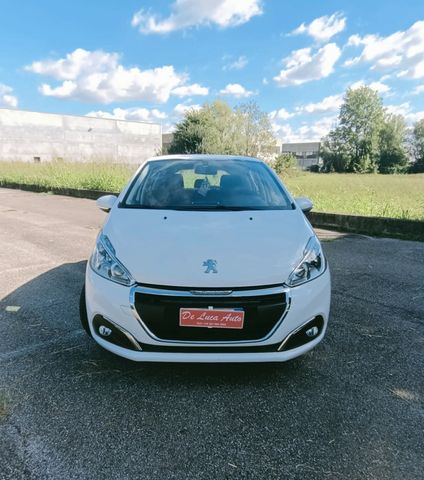 Peugeot 208 PureTech 82 5 porte Allure