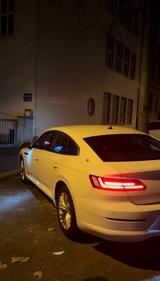 Volkswagen VW Arteon 2.0 TDI DSG-Automatik - Volkswagen Arteon in Mainz
