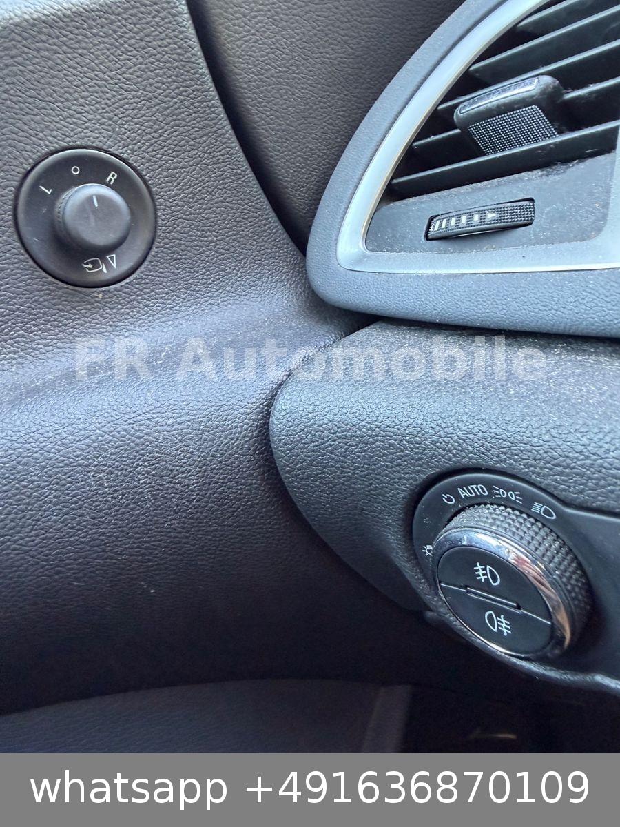 Opel Astra 2015 — photo 17