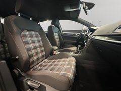 VW Golf GTI Performance BMT Navi PDC SHZ Bi-Xenon