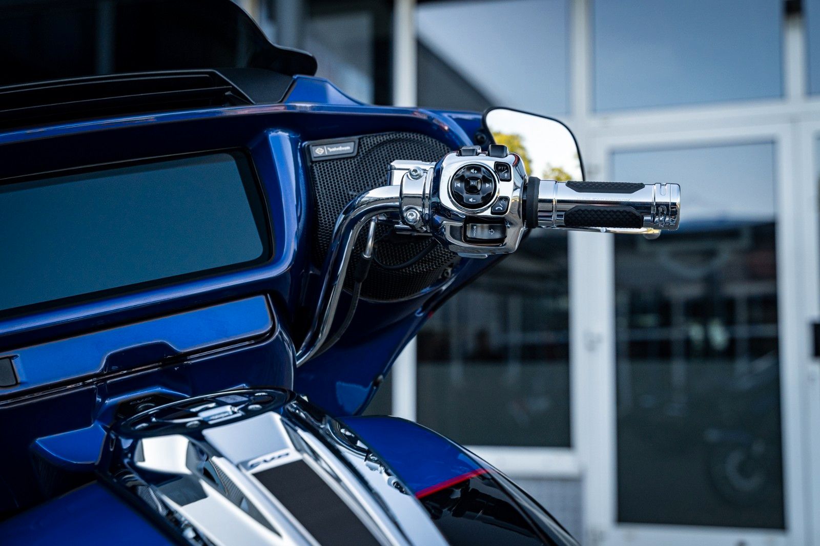 Fahrzeugabbildung Harley-Davidson CVO Street Glide  FLHXSE 121 CUI MY25 - VOR ORT