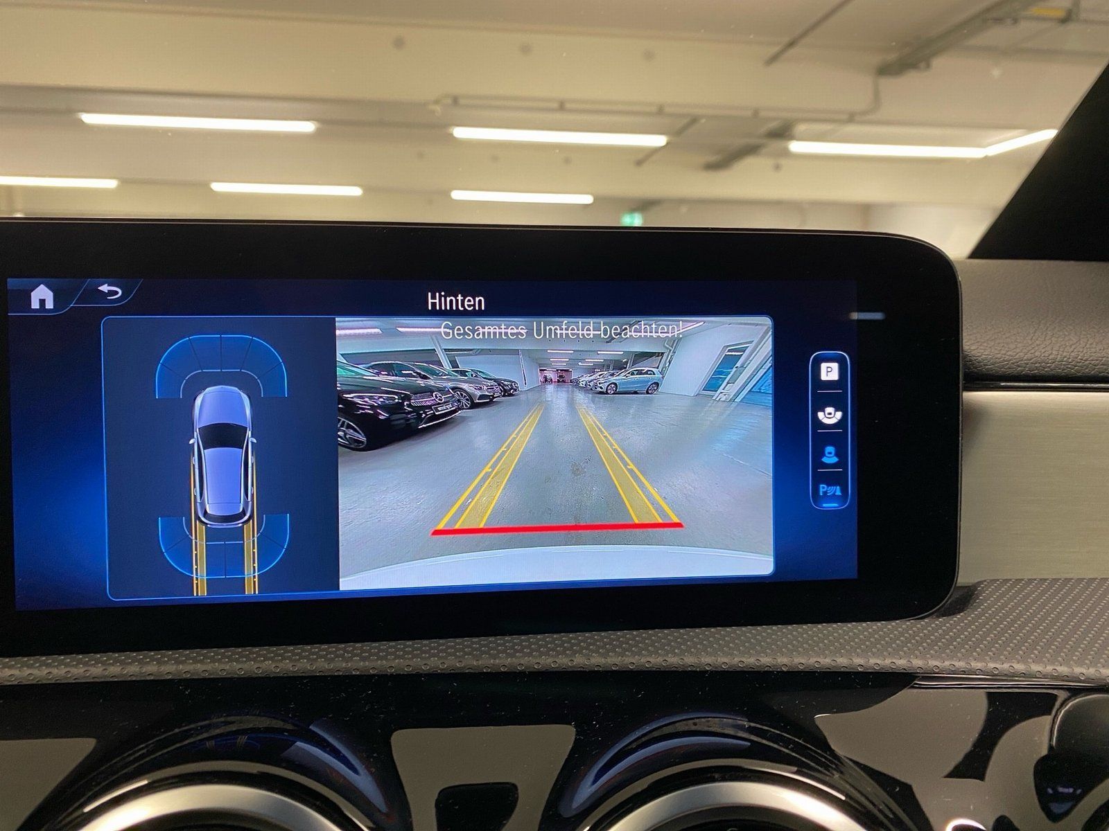 Fahrzeugabbildung Mercedes-Benz A 180 Progressive *Totwinkel*LED*Kamera*CarPlay*