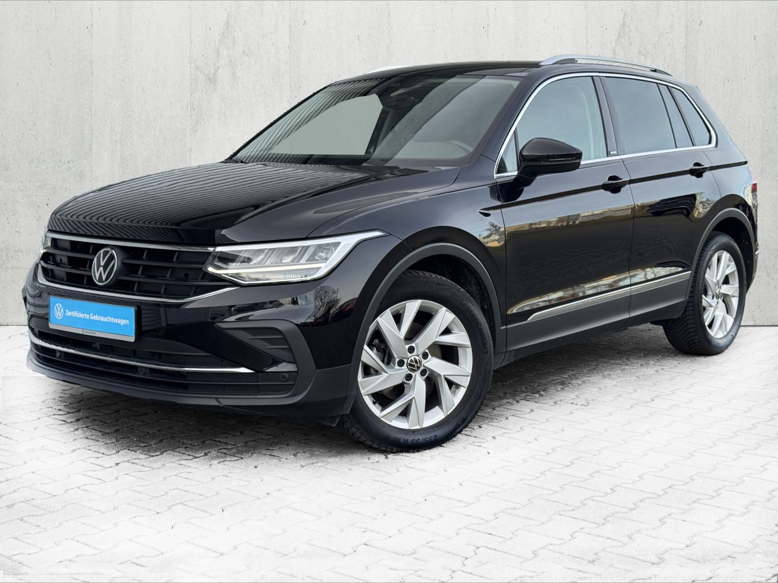Tiguan 2.0 TDI "MOVE" *AHK*NAVI*KAMERA*