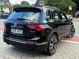 Volkswagen Tiguan R-Line Highline Neues Modell 2.Hand SH - Volkswagen Tiguan: Modell