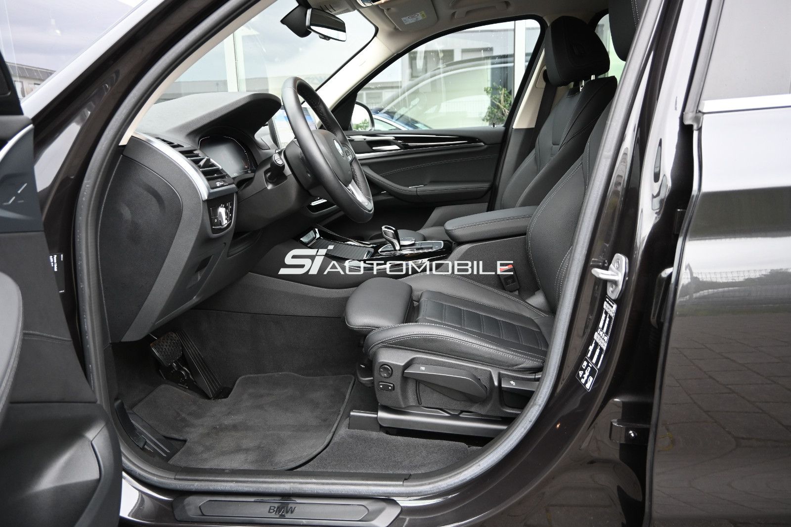 Fahrzeugabbildung BMW X3 xDr.30d °ACC°AHK°ADAP.LED°LEDER°STANDHEIZUNG°