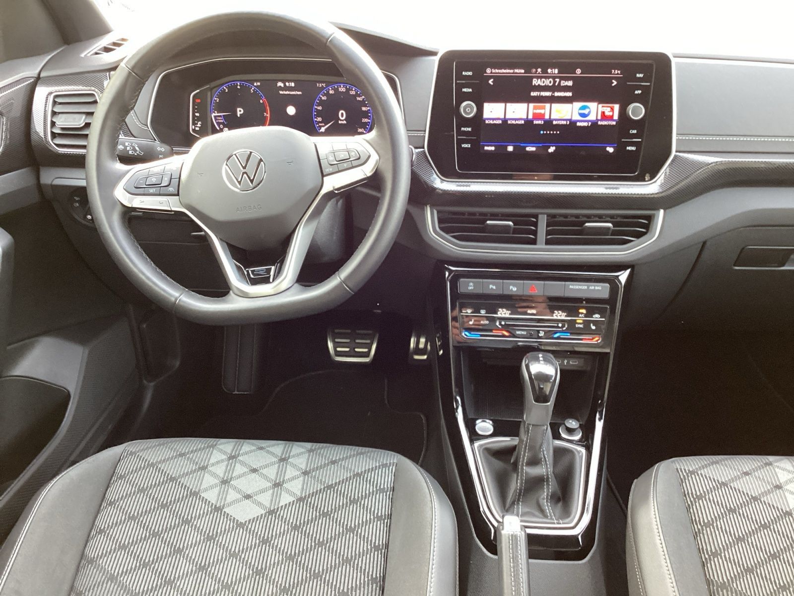 Volkswagen T-Cross - Bild 8