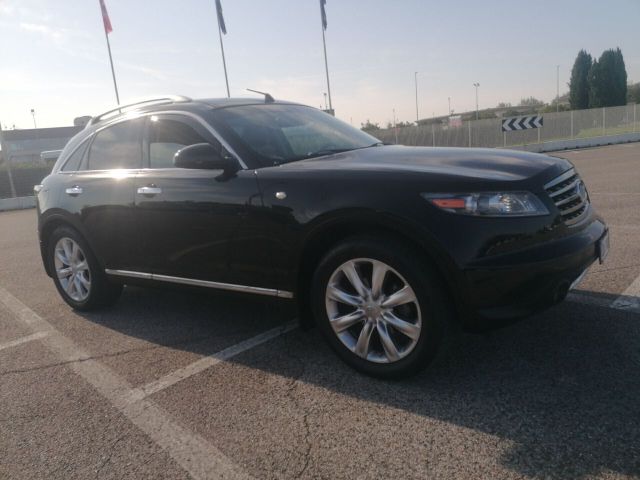 Infiniti INFINITI FX 45-V8-320cv.-*EURO4*-NAVI-PELLE-XENO