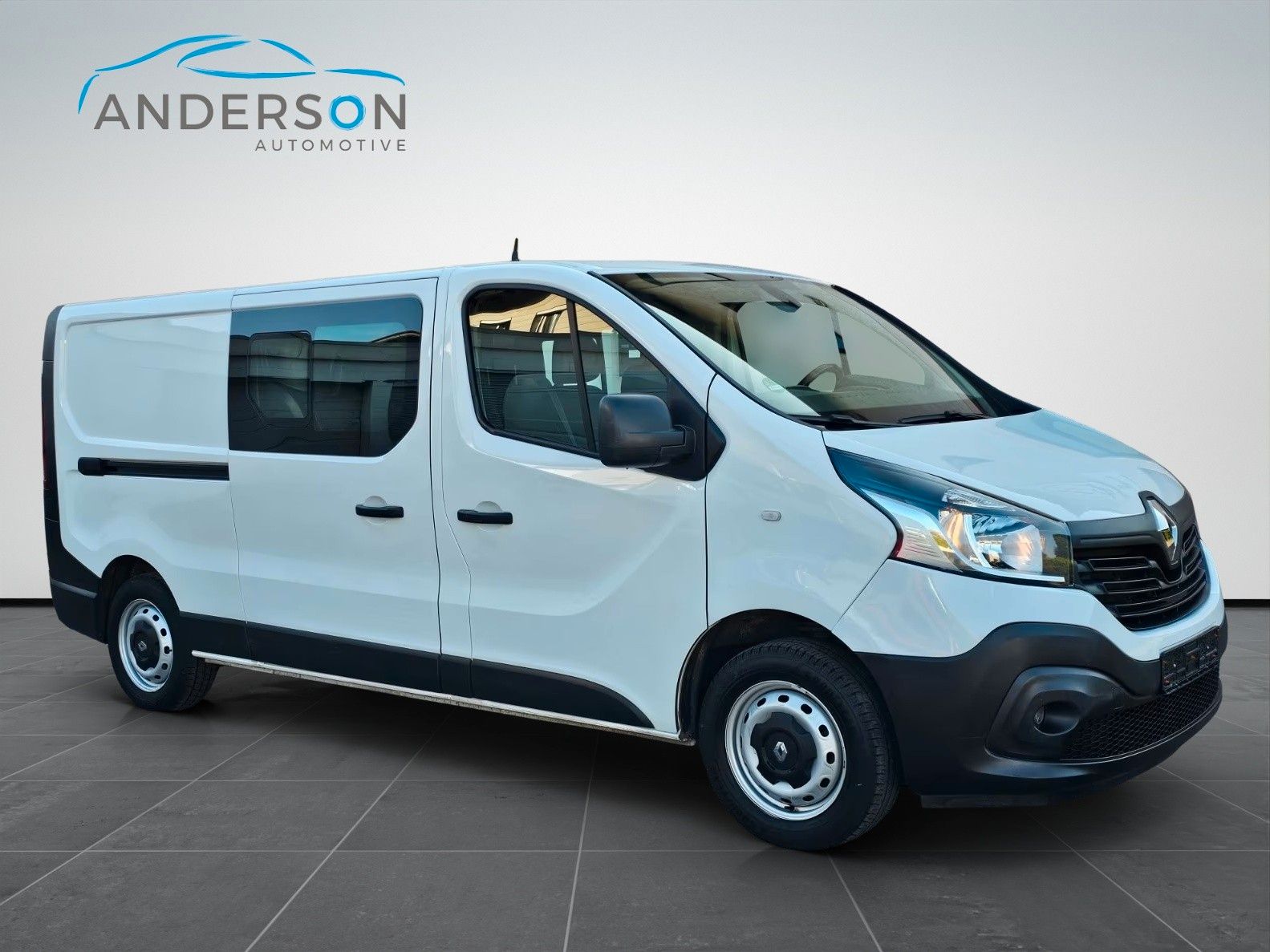 Fahrzeugabbildung Renault TRAFIC KASTEN L2H1 DOKA 2,9T KOMFORT 6-SITZER